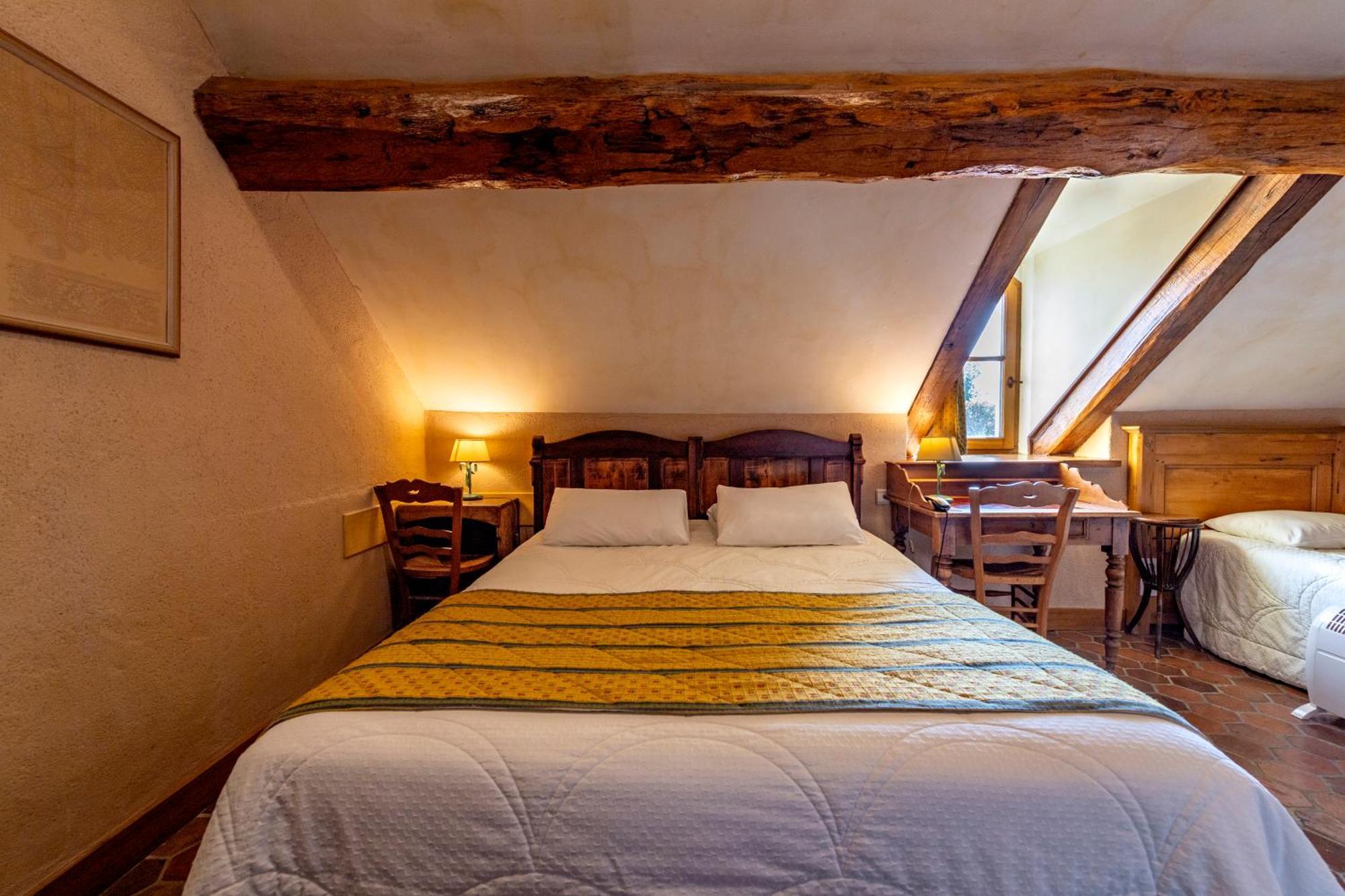 Hotel De La Beursaudiere Nitry Eksteriør bilde